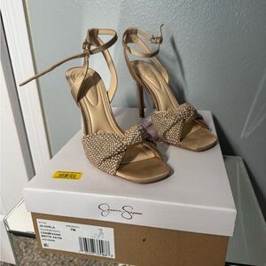 Jessica Simpson Women's Tan Satin Heels in size 7 with box